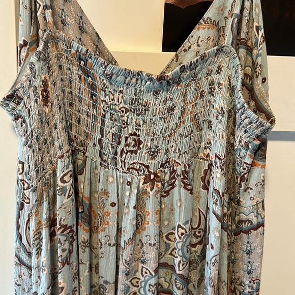 EUC The banyan tree dress - Picture 8 of 9